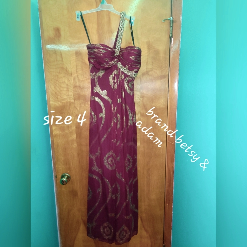 One shoulder prom dress